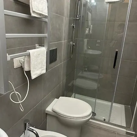 Otel Le Calandre 3*