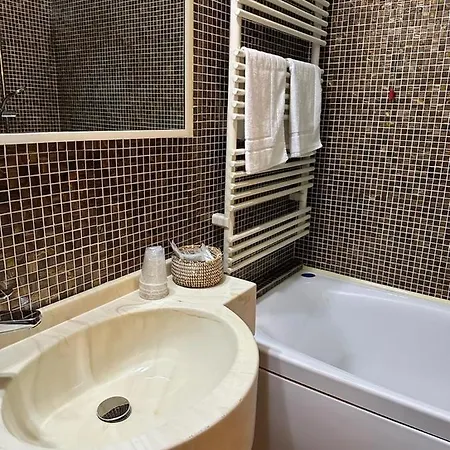 Le Calandre Szálloda 3*